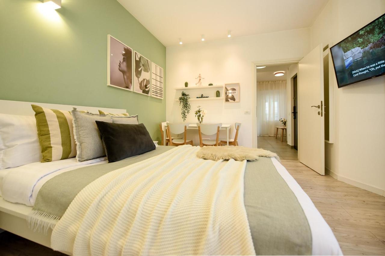 Spacious 1Br In The City Center - Amazing For Extended Stays Bukarest Kültér fotó