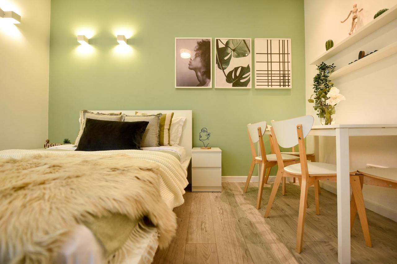 Spacious 1Br In The City Center - Amazing For Extended Stays Bukarest Kültér fotó