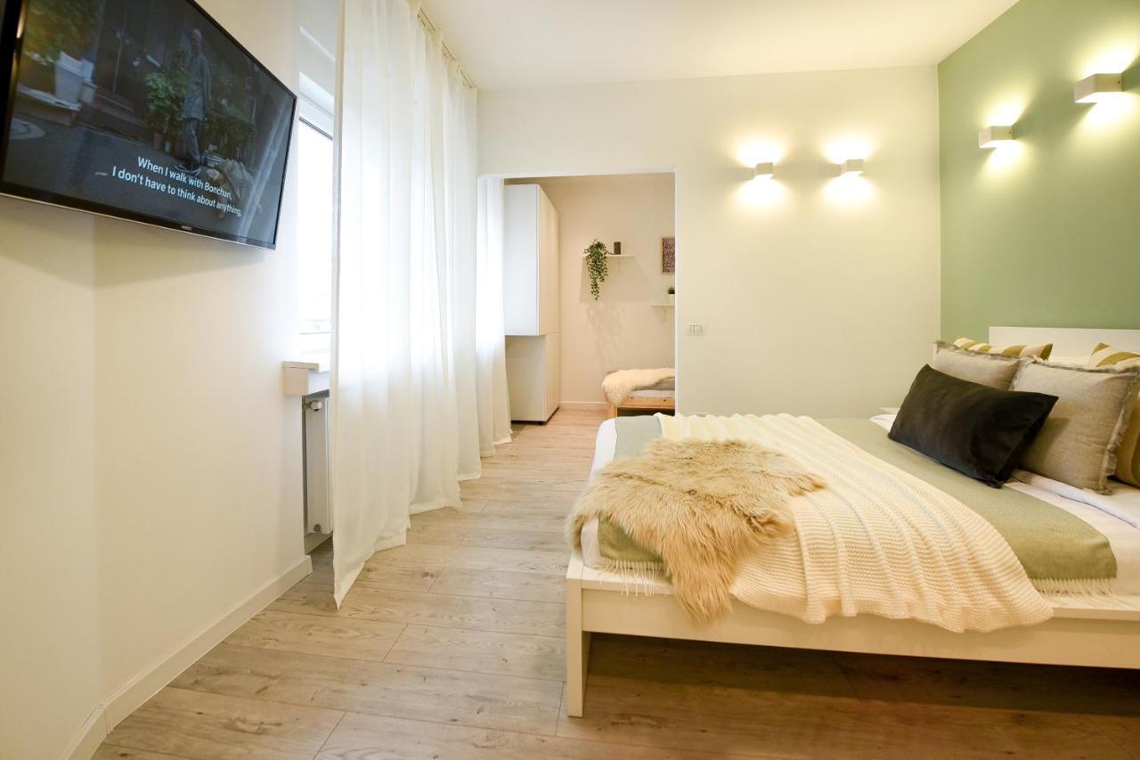 Spacious 1Br In The City Center - Amazing For Extended Stays Bukarest Kültér fotó